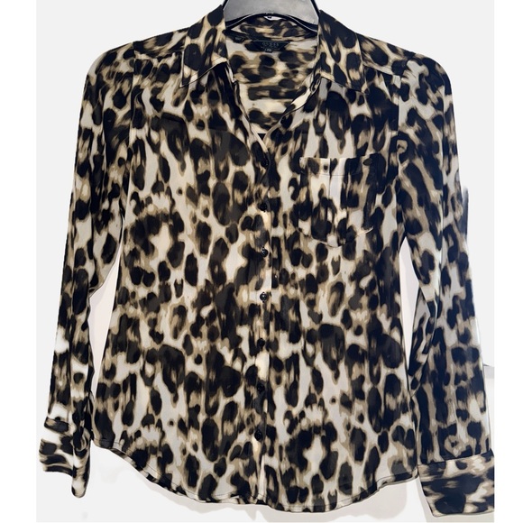 GUESS- Animal print button down shirt size XS - Picture 2 of 12